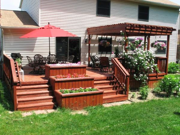 Custom Deck & Porch