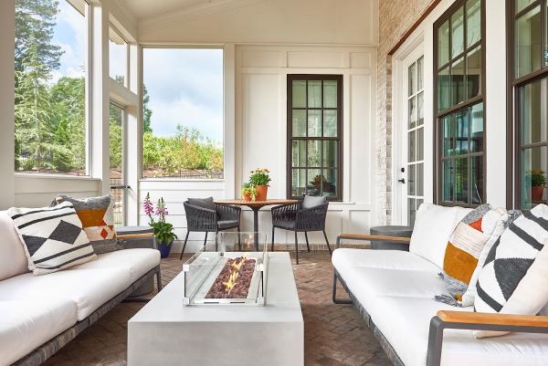 Houselift Design