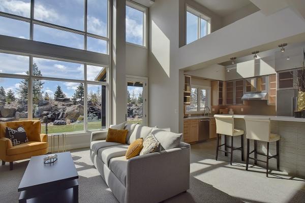 Lakeside Architecture