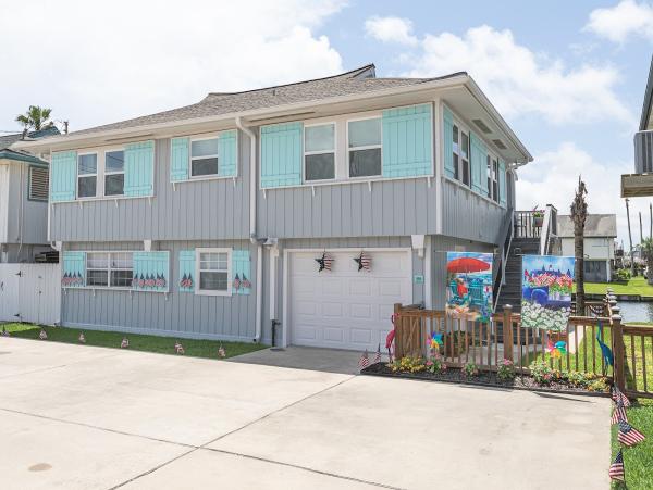 Stacy McAdams-Coastal Dreams Realty Group