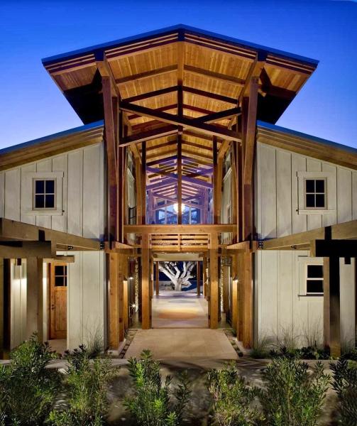 Thomas Bateman Hood Architecture