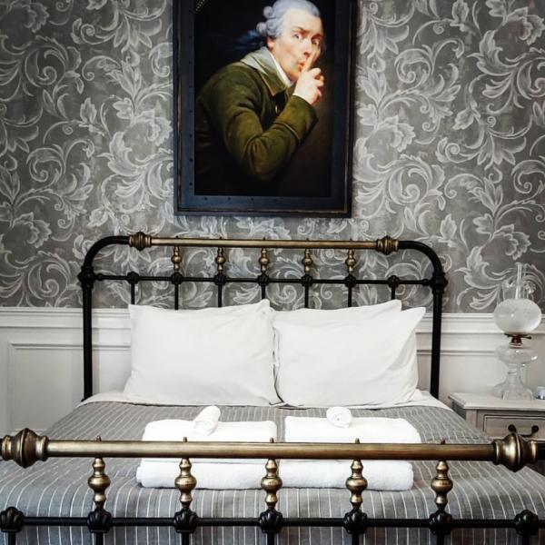Lillian's Interiors