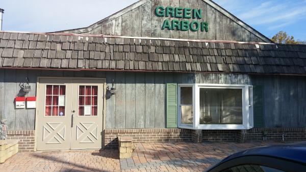 Green Arbor Landscape