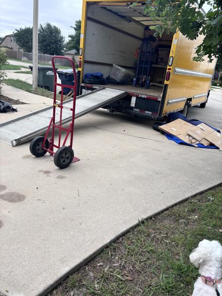 Moving Right Along TX
