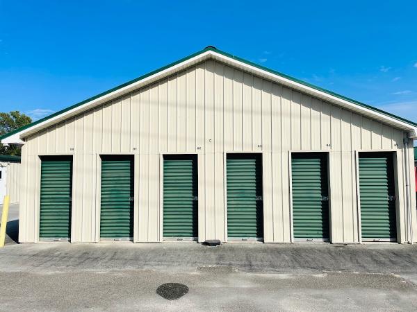 Storage One Hubert