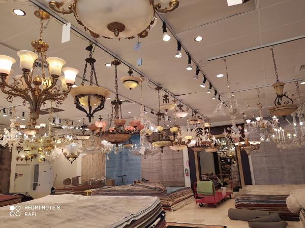 Azhar's Oriental Rugs