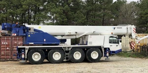 Bobcat Crane