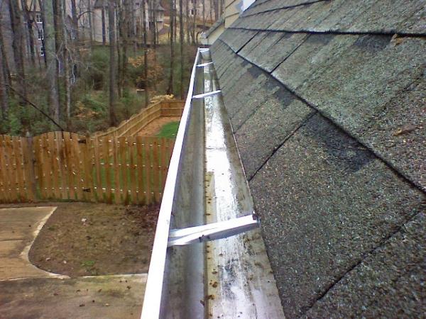 A Better Gutter Cleaning Inc.
