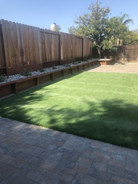 A & B Landscape Design & Maintenance