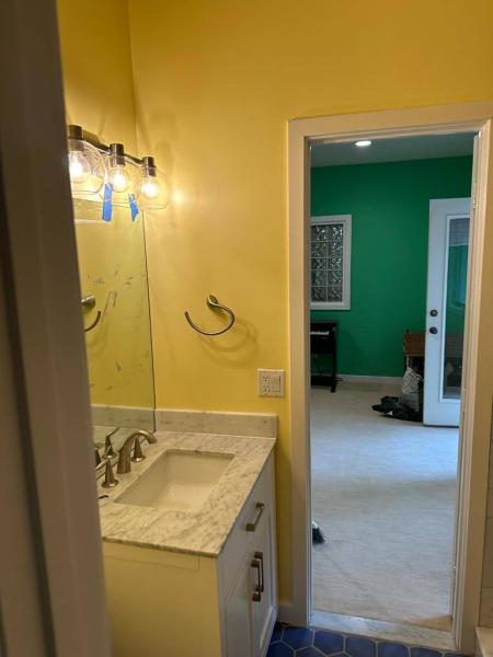 Diaz Painting and Renovations LLC