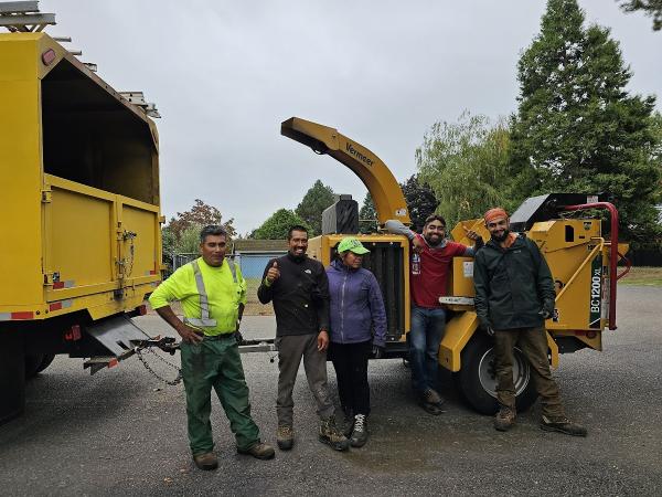 Climbing Monkeys Tree Services & Landscaping