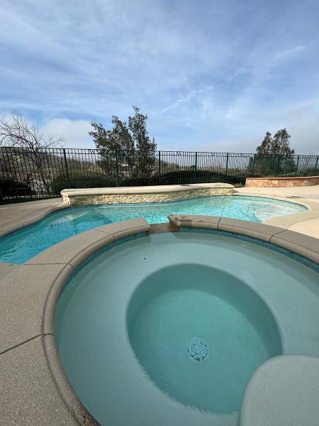 A2Z Pools and Hot Tubs