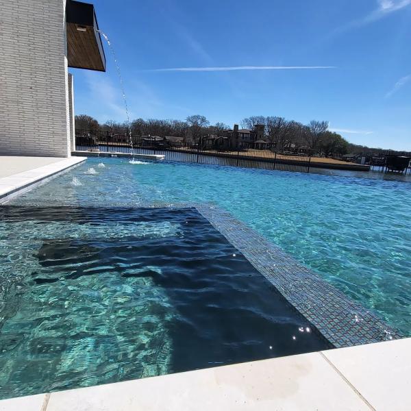 King Pools