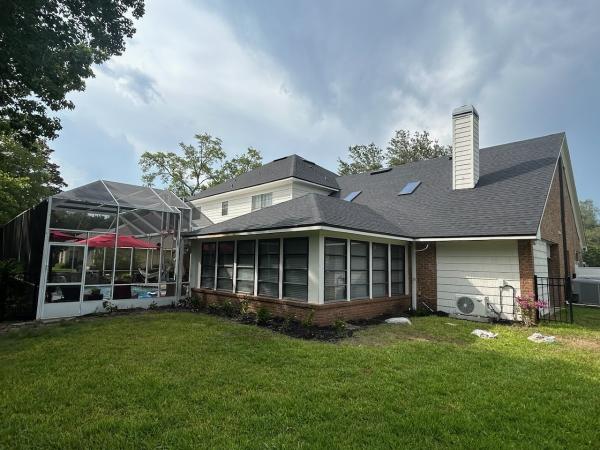 WKL Roofing LLC