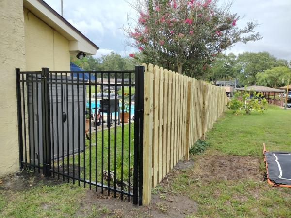 Fence Mall