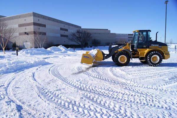 Reinhart Landscaping & Snow