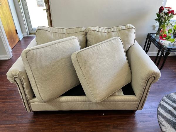 AAA Carpet & Upholstery Cleaning