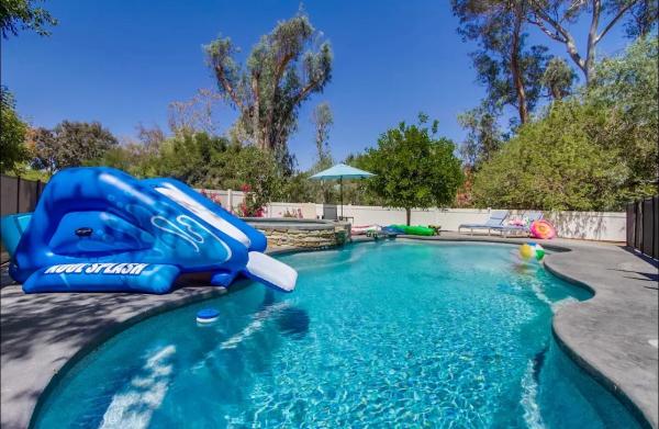 Cherry Pool Services