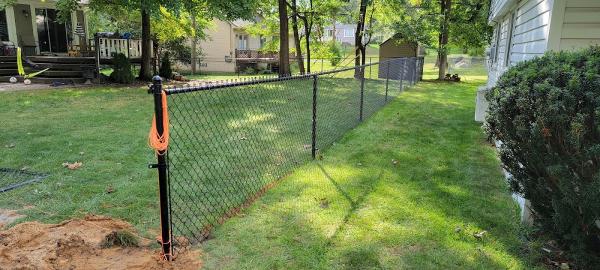 South Lyon Fence Co Inc