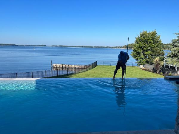Freedom Pool Service
