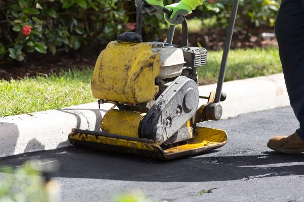 DMI Paving & Sealcoating