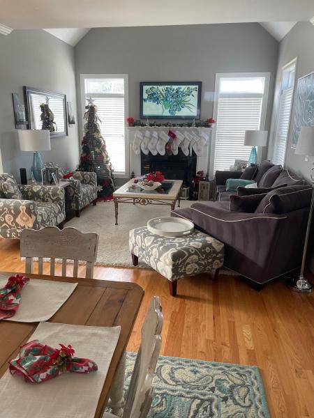 Familia Cleaning Services LLC