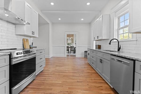 Blue Valley Cabinets Inc