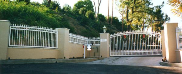 Electric Gate Repair Long Beach