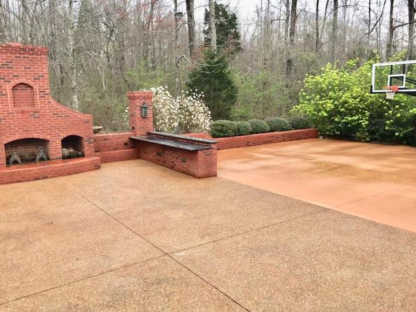 Professional Pressure Wash