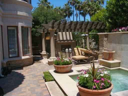 OC Pavers and Turf