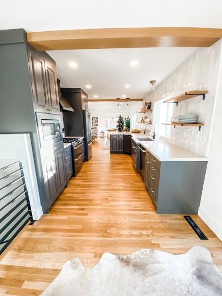 Apollo Granite and Countertops