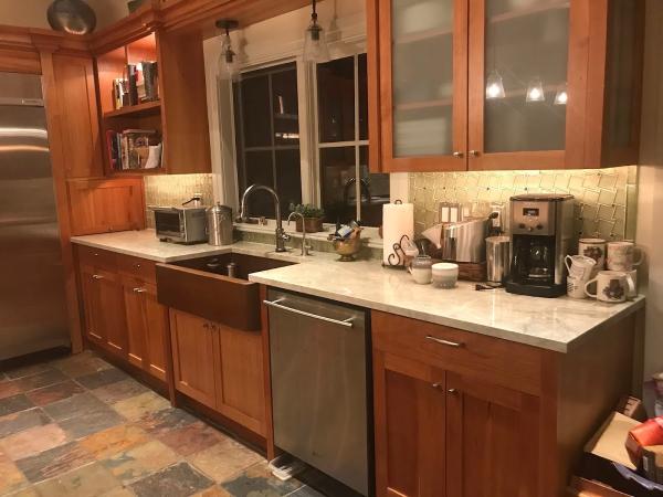 Apollo Granite and Countertops