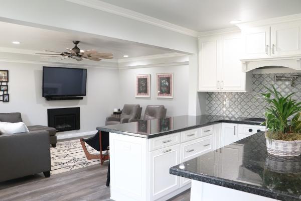 Dreammaker Bath & Kitchen