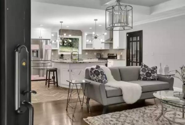 Sheer Home Staging