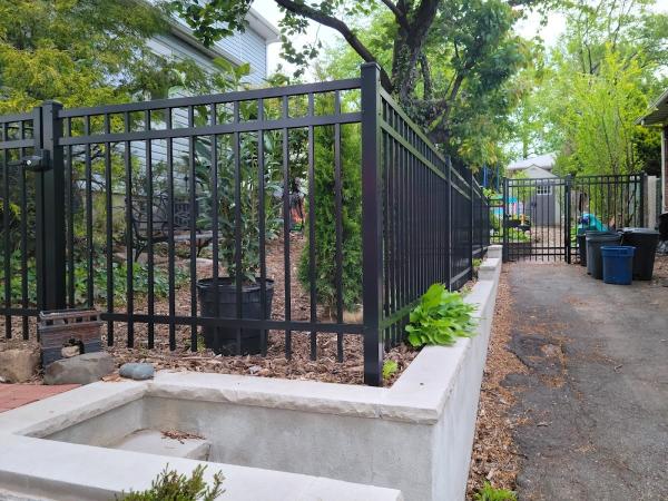 Staten Island Fence & Landscaping