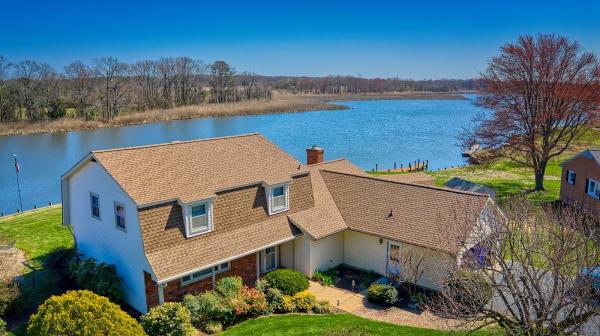 Economy Roofing & Restoration LLC