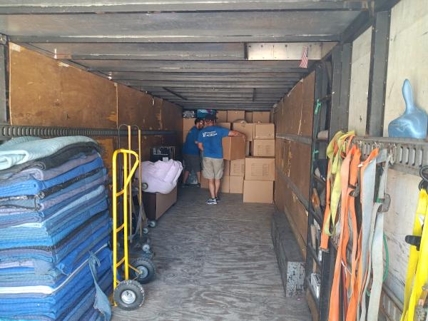 New Caney Movers LLC