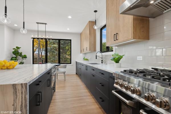 Dremax Kitchen Cabinets