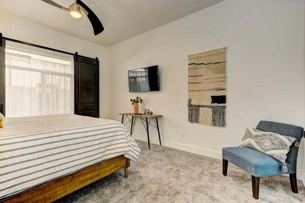 Swan House Staging