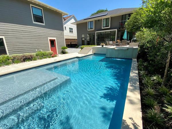 Advance Pools Inc