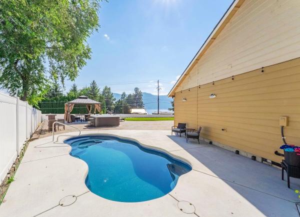 Boyer Mountain Pool & Excavation Inc.