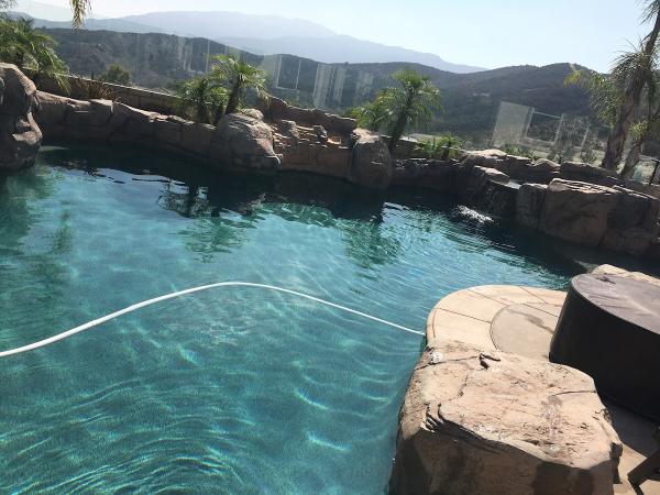 HAI GUY Pool Service