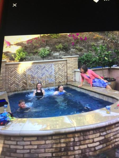 Splash Pools & Spa