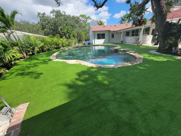 Monster Grass and Artificial Turf Installers