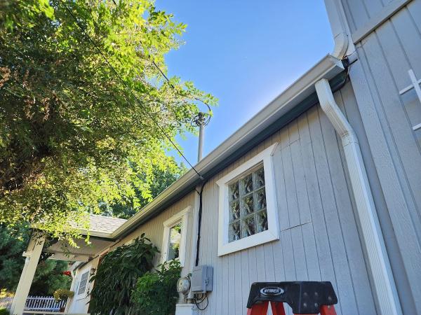 Medford Elite Gutters
