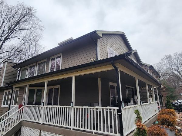 D&V Roofing LLC