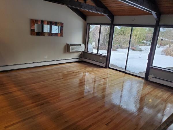 Valle Hardwood Floors LLC