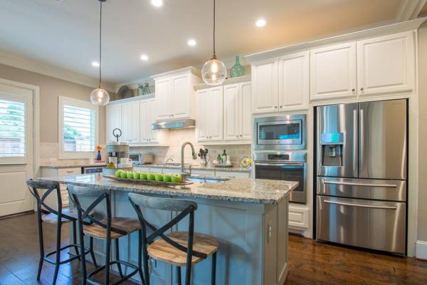 Cabinet Refinishing and Painting