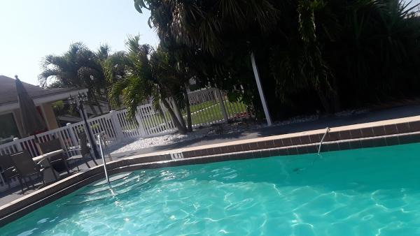 Islander Pool Services Inc
