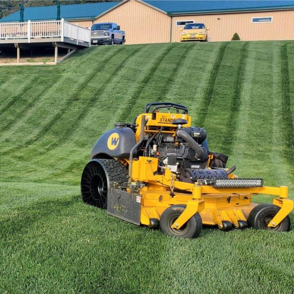 Diamond's Edge Lawn Care